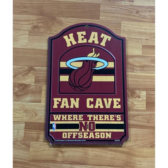 NBA 2012‎ Heat Fan Cave Sign - Picture 1 of 1
